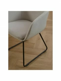 Westwing Collection Chaise blanche rembourrée à accoudoirs Juri, larg. 58 x prof. 58 cm 11 Westwing Collection Chaise blanche rembourrée à accoudoirs Juri, larg. 58 x prof. 58 cm -Salle à manger Soldes Chaise blanche rembourree a accoudoirs Juri 3