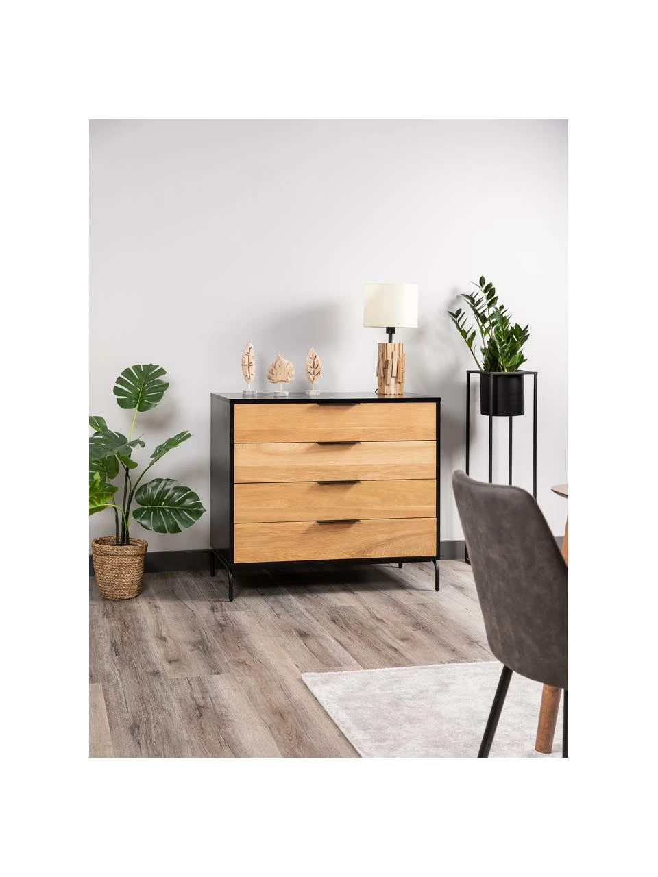 Commode plaquée chêne Stellar, larg. 100 x haut. 90 cm 4 Commode plaquée chêne Stellar, larg. 100 x haut. 90 cm – Image 2