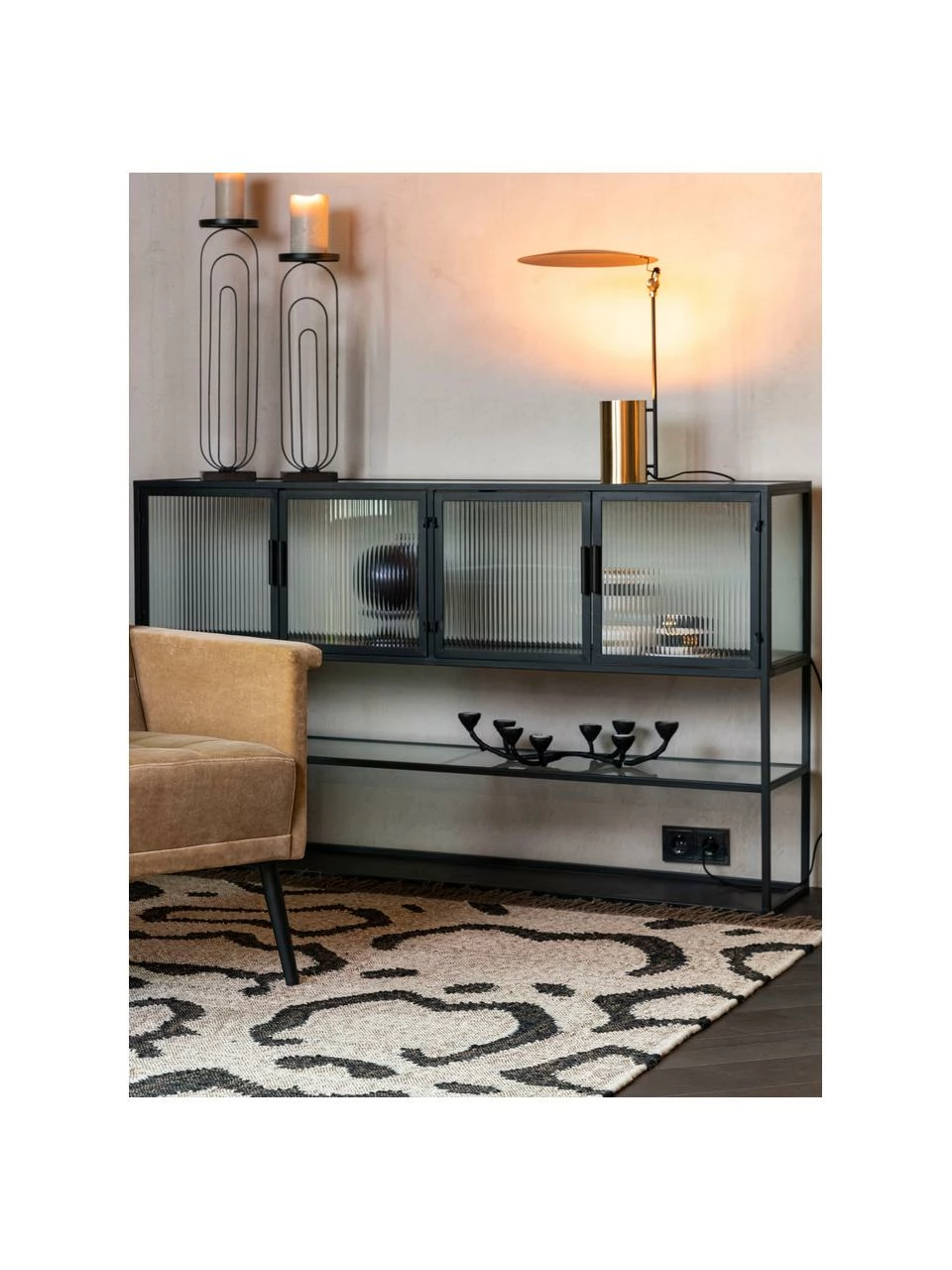 Dutchbone Enfilade métal noir Boli, larg. 150 x haut. 90 cm 4 Dutchbone Enfilade métal noir Boli, larg. 150 x haut. 90 cm – Image 2