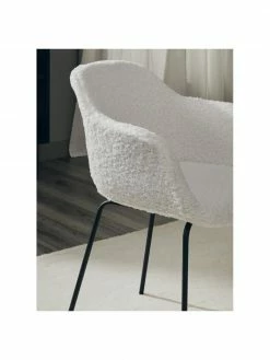 Westwing Collection Petite chaise à accoudoirs tissu peluche avec pieds en métal Fiji, larg. 58 x haut. 81 cm 10 Westwing Collection Petite chaise à accoudoirs tissu peluche avec pieds en métal Fiji, larg. 58 x haut. 81 cm -Salle à manger Soldes Petite chaise a accoudoirs tissu peluche avec pieds en metal Fiji 2